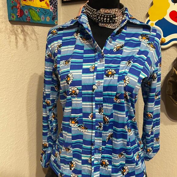Vintage 1970s Kmart Blue daisy floral print long sleeve button up shirt - Picture 2 of 7